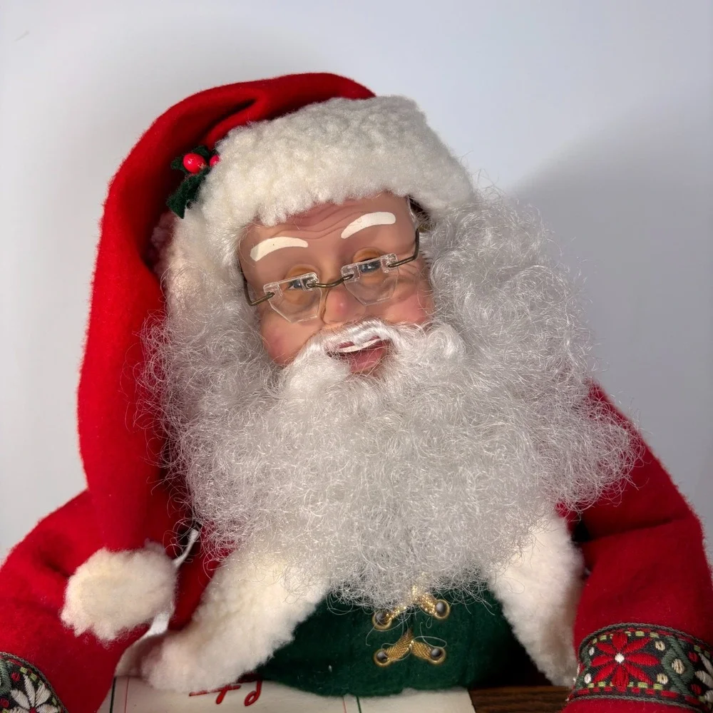 Traditions Animated Santa at Writing Desk w Candle light list 90s Works VTG